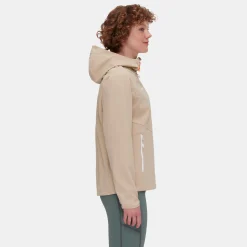Ultimate Comfort SO Hooded Jacket Women